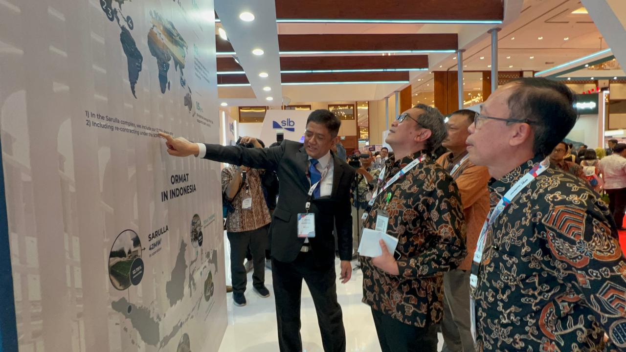 Indonesian Geothermal association at Ormat booth